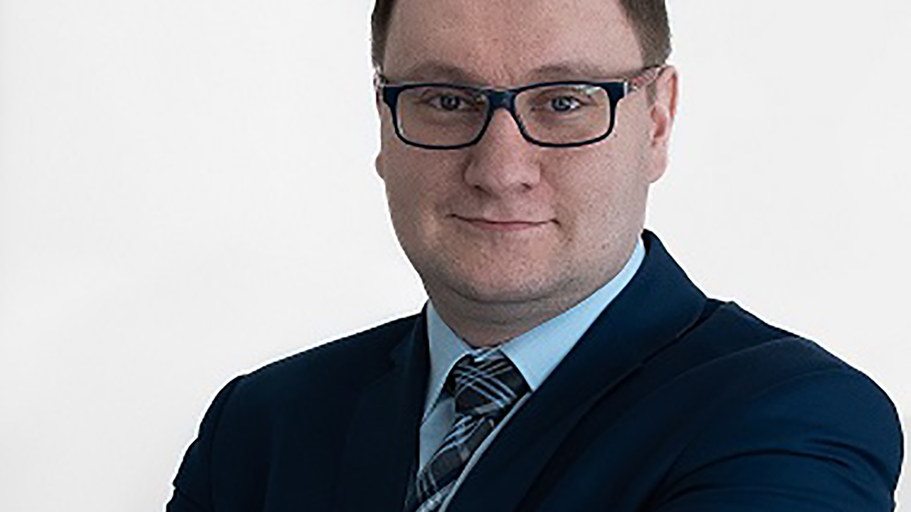 „Posiadanie „poduszki finansowej”, na wypadek wystąpienia podobnych sytuacji w przyszłości jest konieczne” – Jarosław Krasowski z Vienna Life