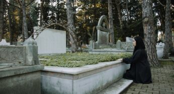 Nagrobek warto ubezpieczyć od różnych szkód